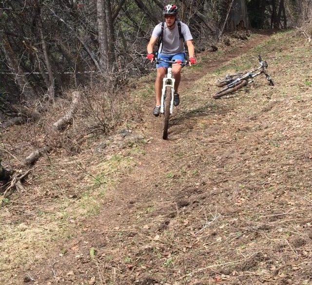 🌲Spring biking 😎 then snow ⛄️that’s just Utah. 🚵🏼 Other than that it was a good ride! #bikeutah #cachenationalforest