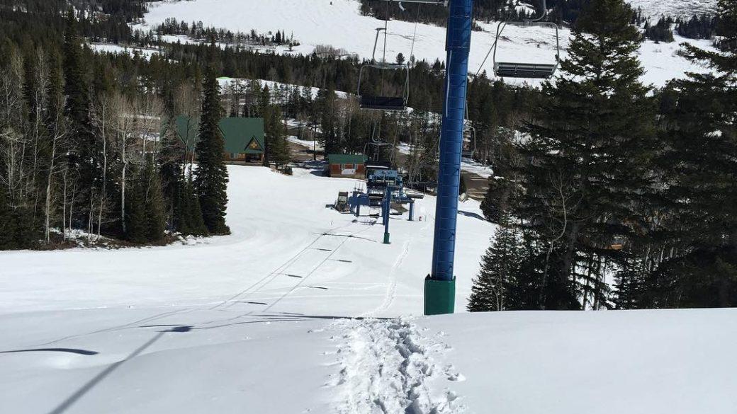 Who’s excited for the Pow? It’s coming guys! @skithebeav @skiutah #skithebeav #cantwait