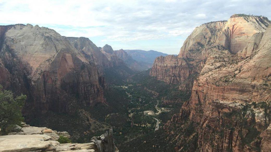 Yeah, Angels landing was pretty awesome 🏔 #zionnps