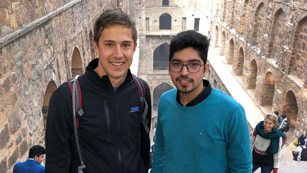 Exploring Delhi with an old intern from Viasat! We really are everywhere!🚀Experienced fire pan for the first time 🔥#Viasat #delhi #TripPart2